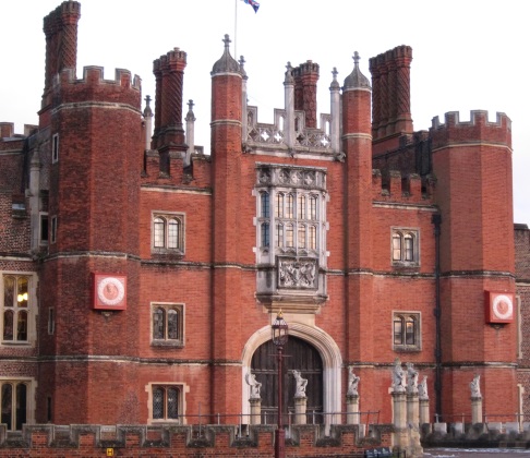 Wolsey’s-great-mansion-of-Hampton-Court