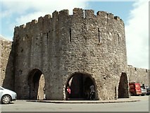 nby-Town-Walls-©-Copyright-Robert-Edwards-and-licensed-for-reuse-under-this-Creative-Commons-Licence