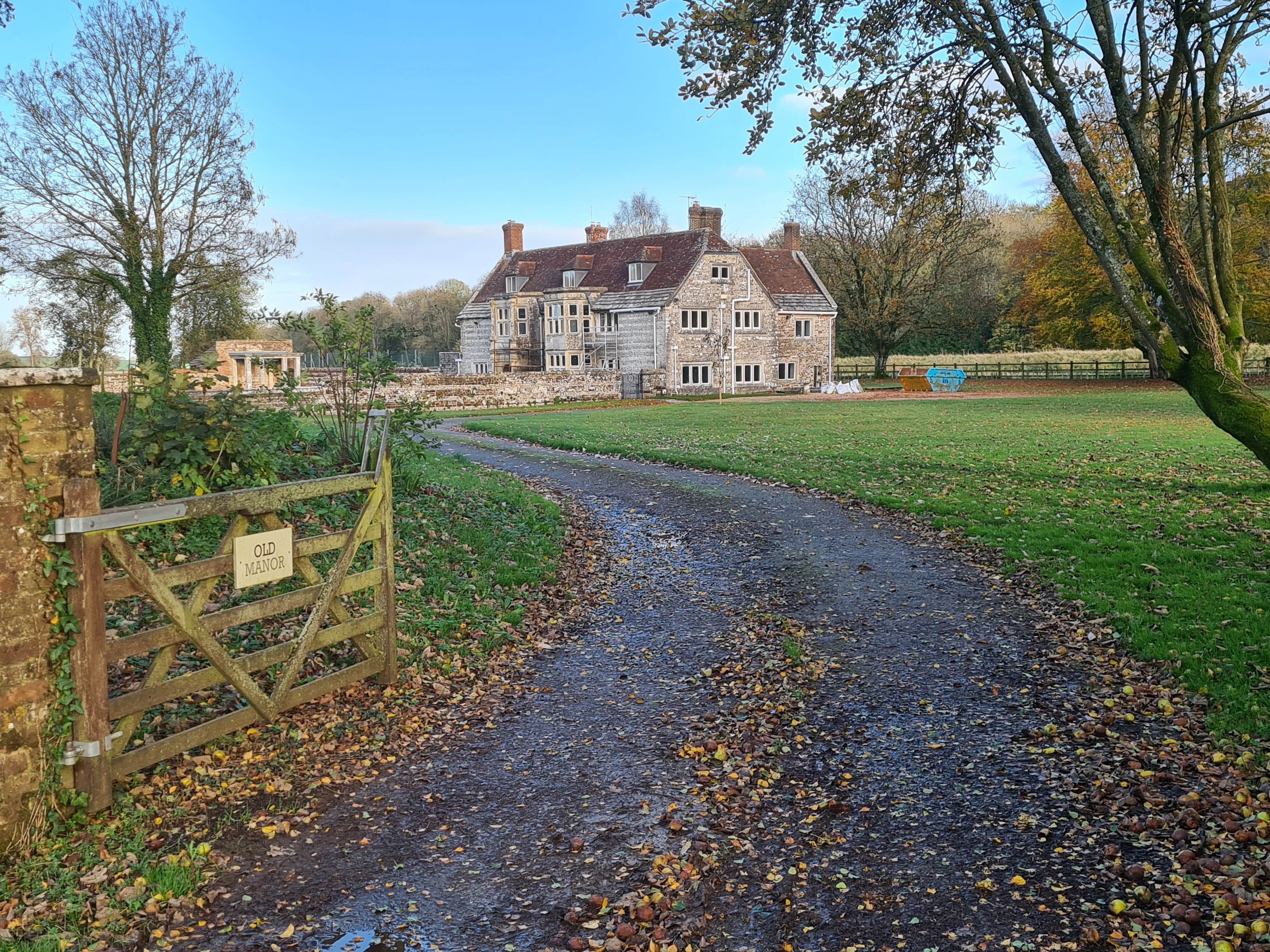 11 Almer Manor Reduced