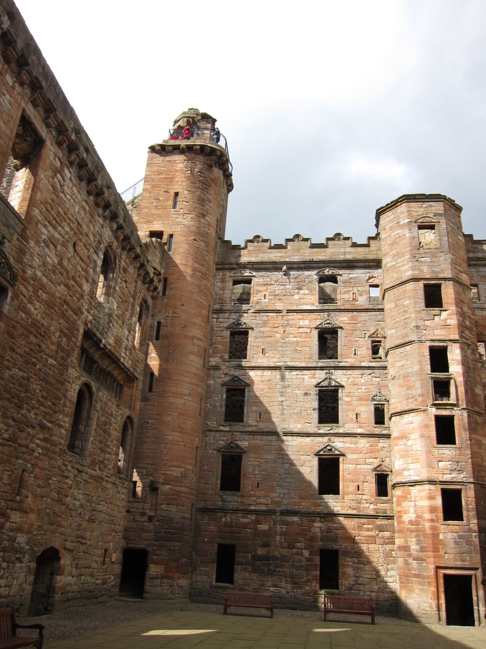 Courtyard-with-North-West-Tower