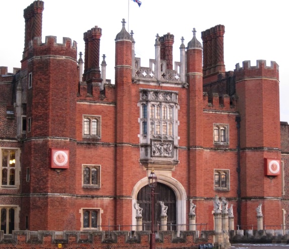 Hampton-Court-where-Mary-went-to-await-the-birth-of-a-child