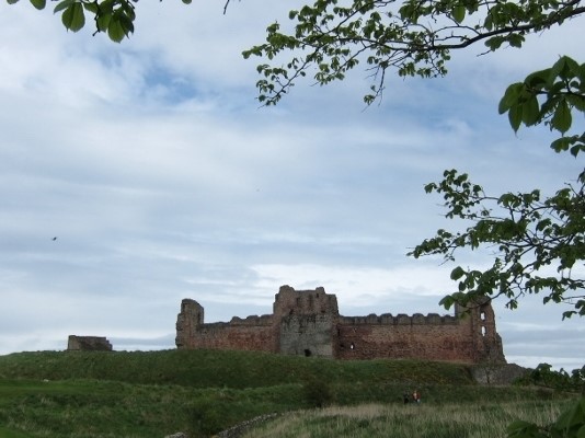 Tantallon-Castle-©-Tudor-Times-Ltd