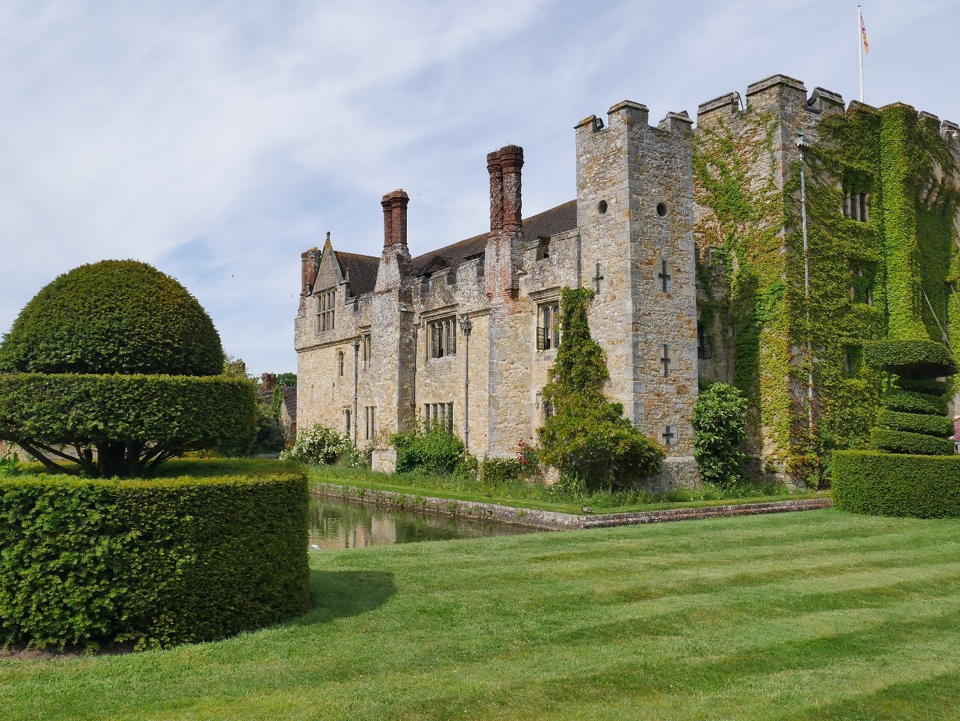 The West Range Of Hever Castle © Tudor Times Ltd 2019