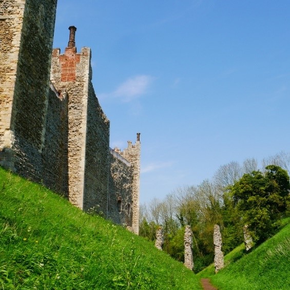 The-piers-of-the-16th-century-bridge-across-the-ditch-at-Framlingham-Castle-©-Tudor-Times-Ltd-2016